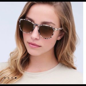 Krewe Sunglasses - Press - Matte Oyster
